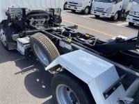 Isuzu ELF 2024