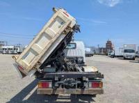 Isuzu ELF 2019