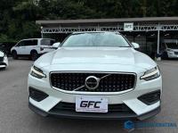 Volvo V60 2023