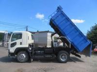 Isuzu Forward 2009