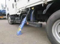 Isuzu ELF 2012
