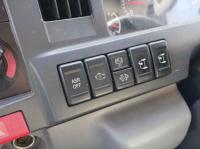 Isuzu ELF 2016