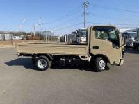 Isuzu ELF 2023