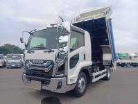 Isuzu Forward 2025