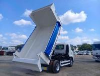 Isuzu Forward 2025