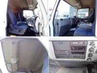 Mitsubishi FUSO FIGHTER 2011