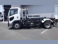 Isuzu Forward 2018