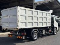 Isuzu Forward 2022