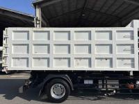 Isuzu Forward 2022