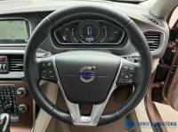 Volvo V40 2016