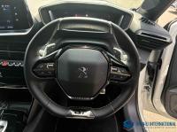 Peugeot 208 2021
