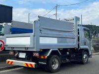 Isuzu Forward 2025