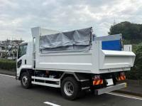 Isuzu Forward 2025