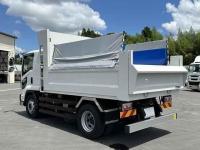 Isuzu Forward 2025