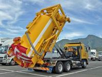 Mitsubishi FUSO FIGHTER 2013