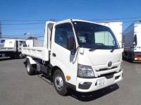 Toyota DYNA 2026