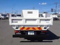Toyota DYNA 2026