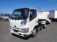 Toyota DYNA 2026