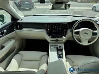 Volvo V60 2023