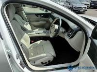 Volvo V60 2023