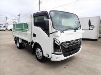 Isuzu ELF 2024