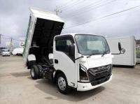 Isuzu ELF 2024