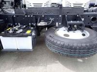 Isuzu ELF 2024