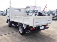 Isuzu ELF 2024