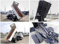 Isuzu ELF 2024