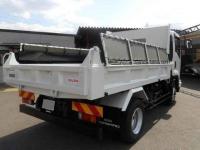 Isuzu Forward 2025