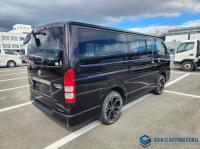 Toyota Hiace 2013