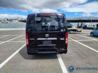 Toyota Hiace 2013