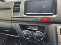 Toyota Hiace 2013