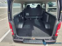 Toyota Hiace 2013