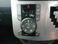 Toyota Noah 2008