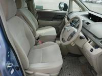 Toyota Noah 2008