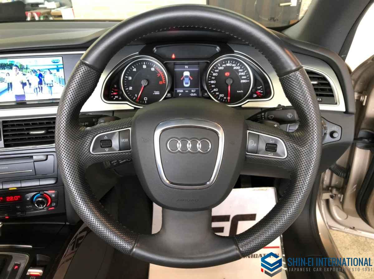 Hong Kong, China 21. April 2016: Audi A5 35 TFSI 2016 Schlüssel am