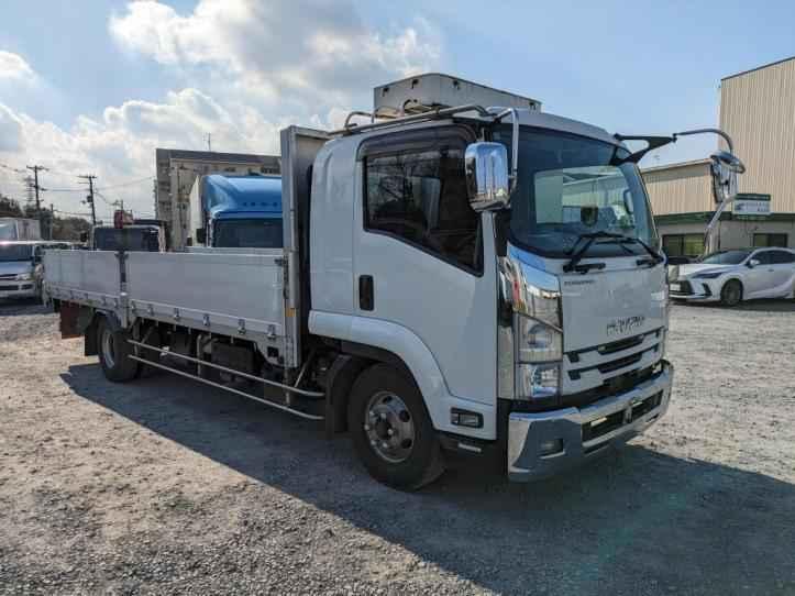 WSH-16378 - Japan Used Isuzu Forward 2018 Trucks on sale